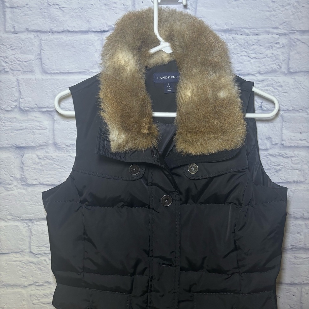 Lands' End Women's Goose Down Puffer Vest Faux Fur Hood Small Outdoor - Picture 2 of 12
